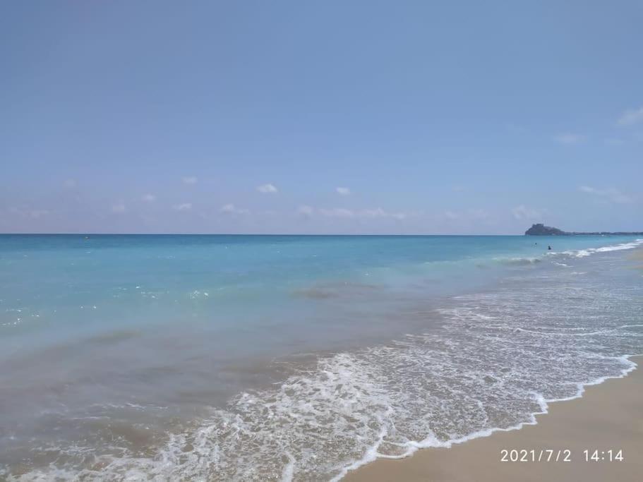 Apartamento Duplex En Primera Linea De Playa Peñíscola Eksteriør billede